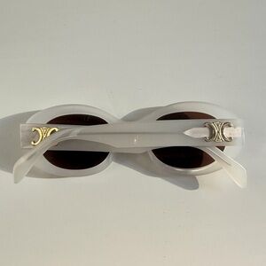 Celine Triomphe 01 White